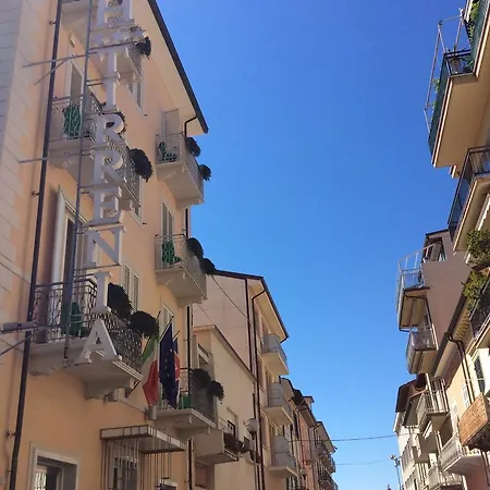 Tirrenia 3*