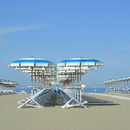 Отель Tirrenia