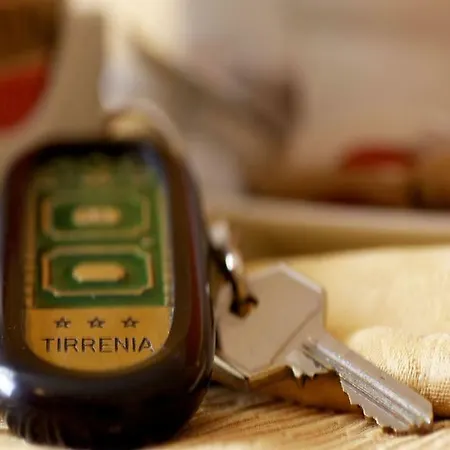 Отель Tirrenia Виареджо