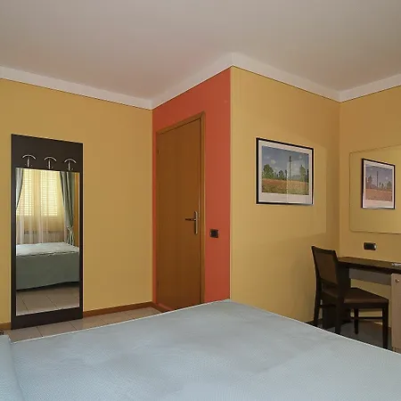 Tirrenia Hotell Viareggio