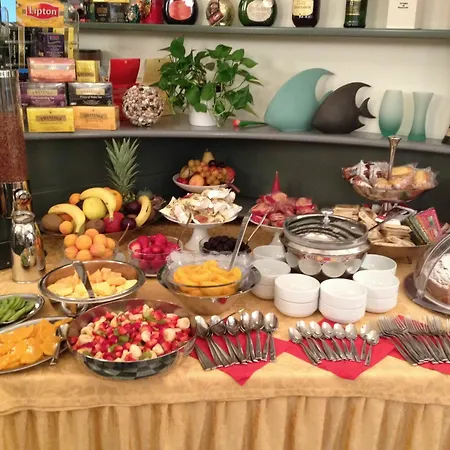 Hotell Tirrenia Viareggio