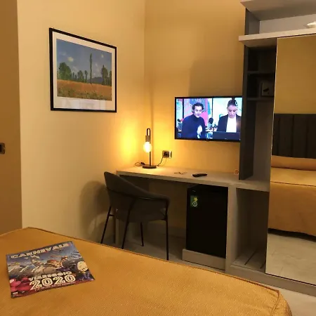Tirrenia Отель 3*