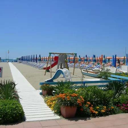 Tirrenia Hotell Viareggio