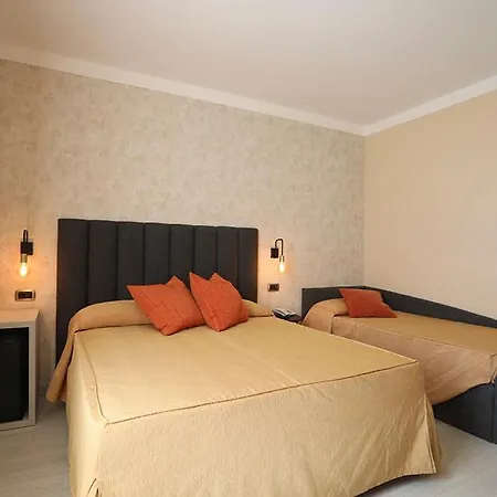 Tirrenia 3* Viareggio