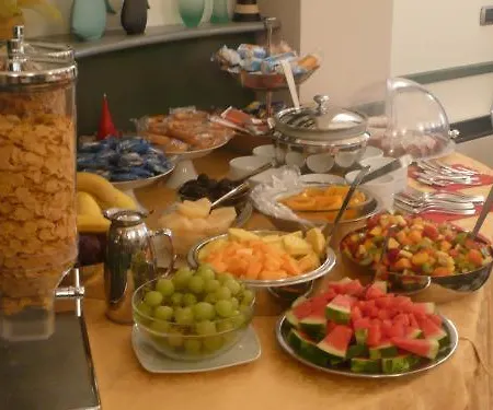 Tirrenia 3* וירג'יו