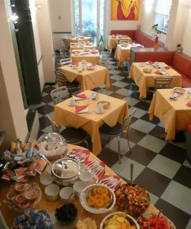 Tirrenia Hotell Viareggio