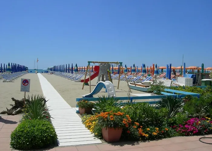 Tirrenia Hotel Viareggio