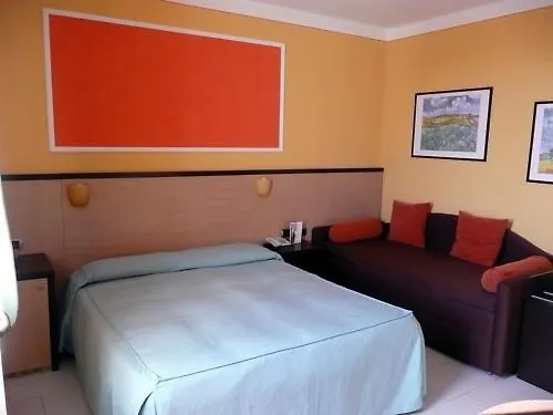 Hotel Tirrenia Viareggio