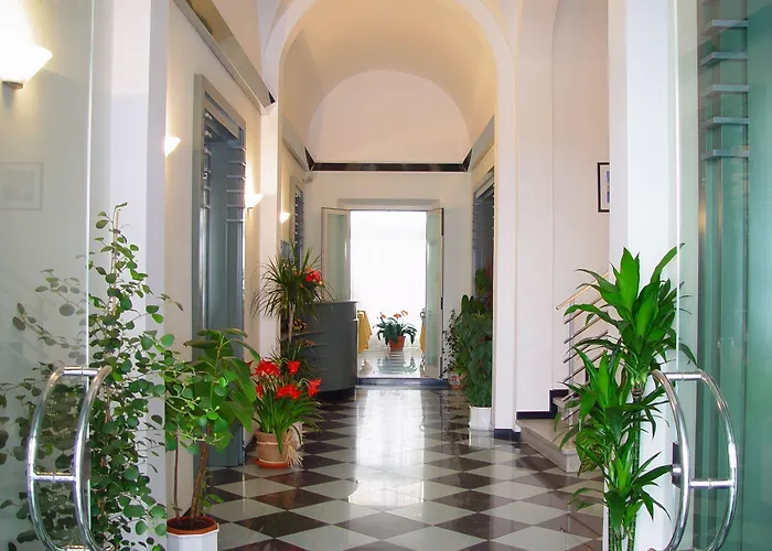 ホテル ティレニア ヴィアレッジョ