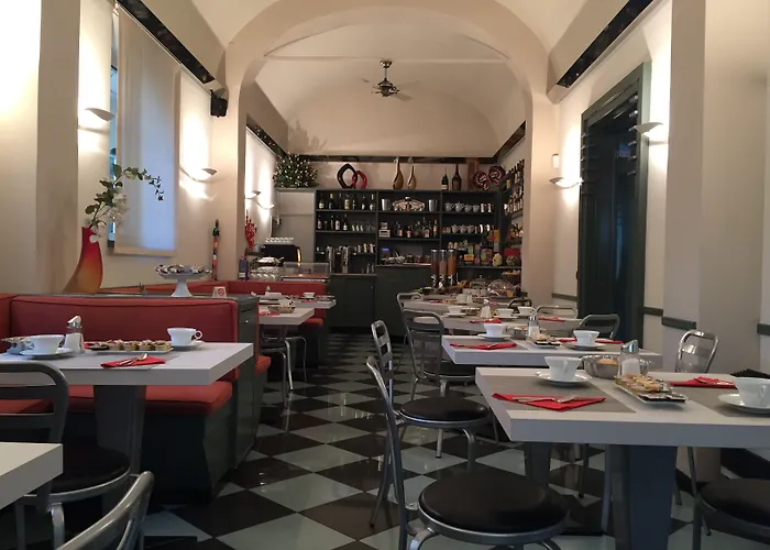 ホテル ティレニア 3*